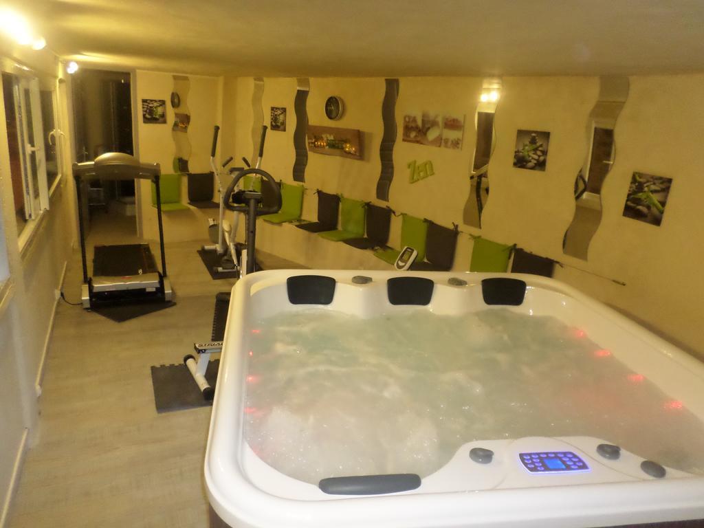 Appart'Hotel Les Tilleuls Saint-Macaire ห้อง รูปภาพ
