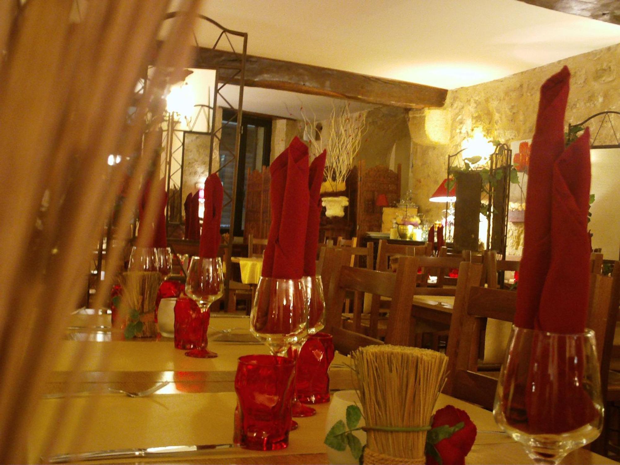 Appart'Hotel Les Tilleuls Saint-Macaire ภายนอก รูปภาพ