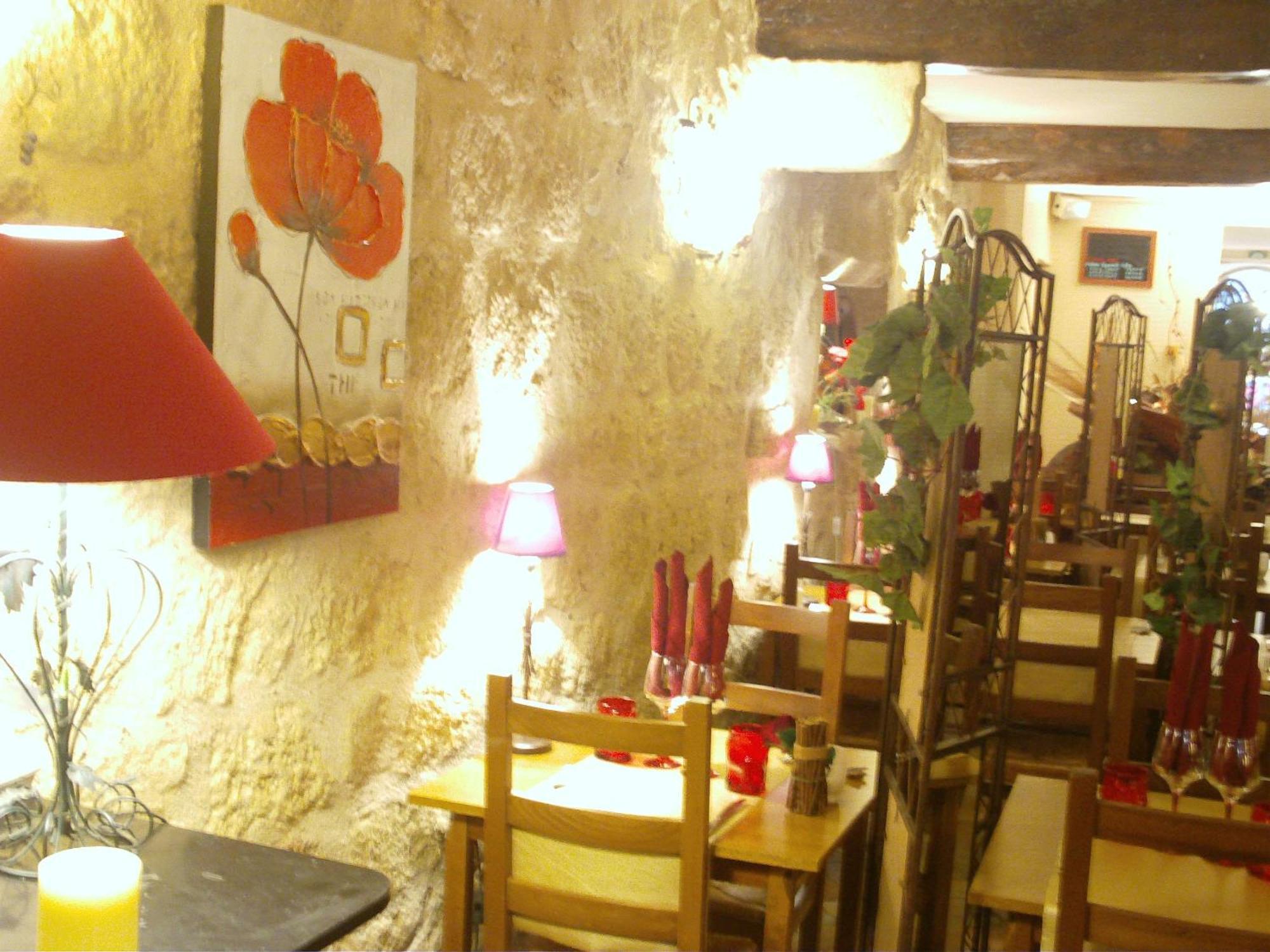Appart'Hotel Les Tilleuls Saint-Macaire ภายนอก รูปภาพ