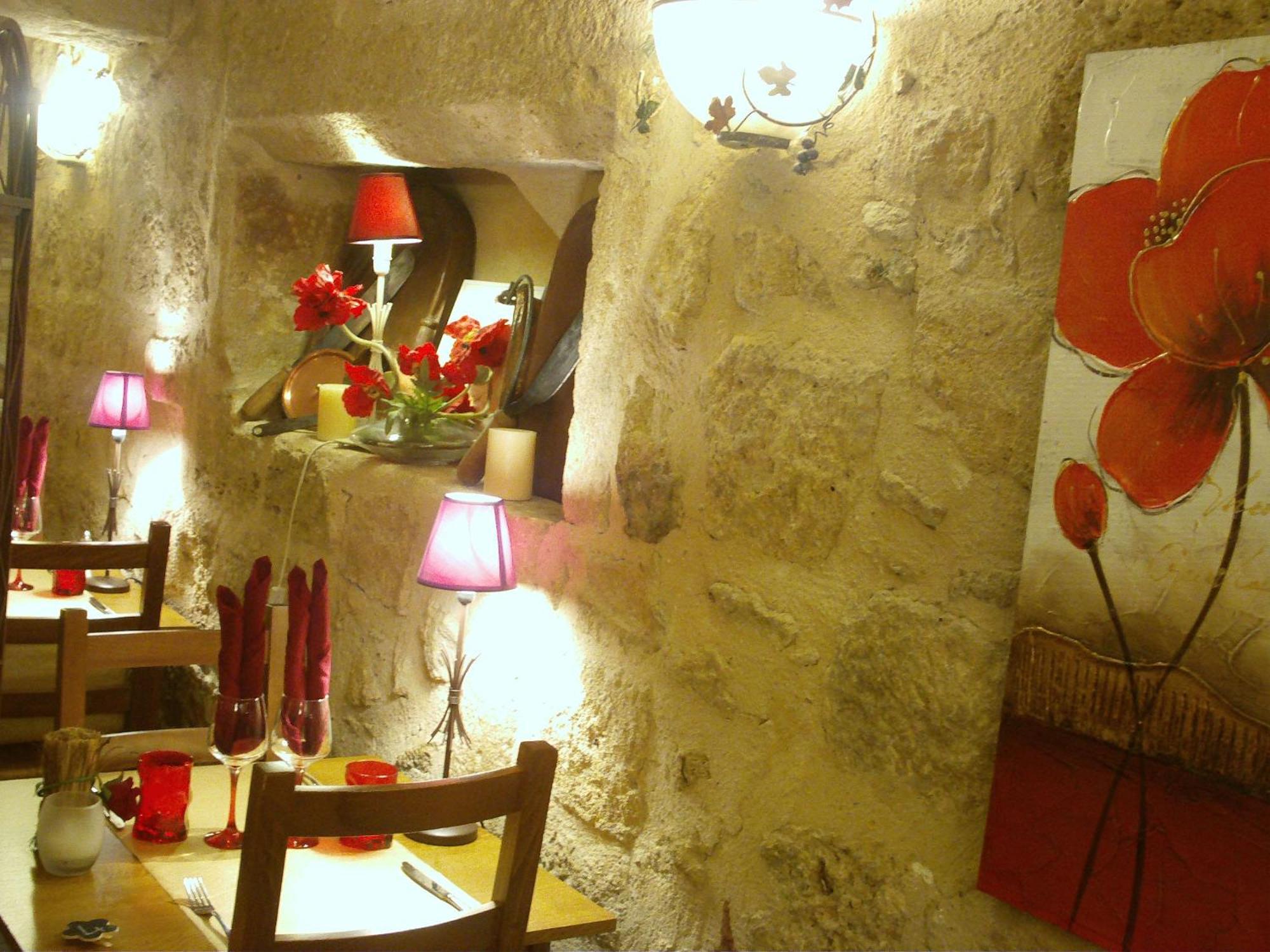 Appart'Hotel Les Tilleuls Saint-Macaire ภายนอก รูปภาพ