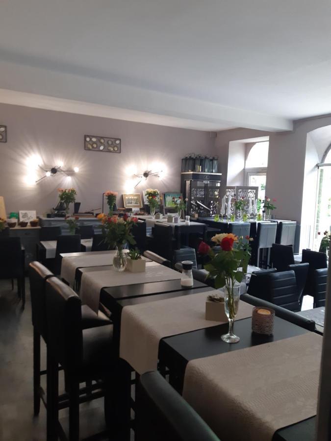 Appart'Hotel Les Tilleuls Saint-Macaire ภายนอก รูปภาพ