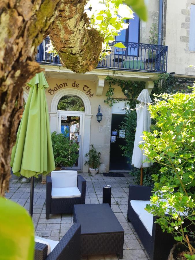 Appart'Hotel Les Tilleuls Saint-Macaire ภายนอก รูปภาพ